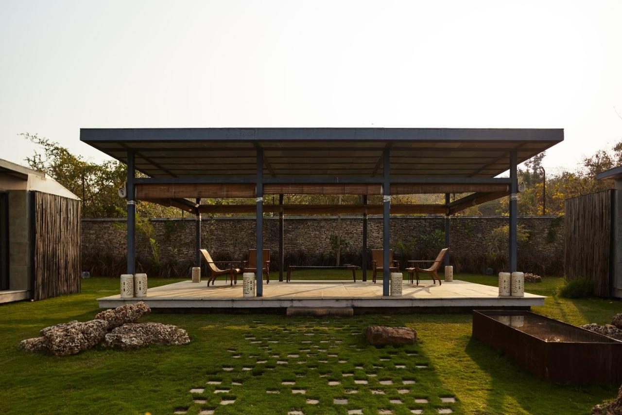 Hotel Woods At Sasan Sasan Gir Exterior foto